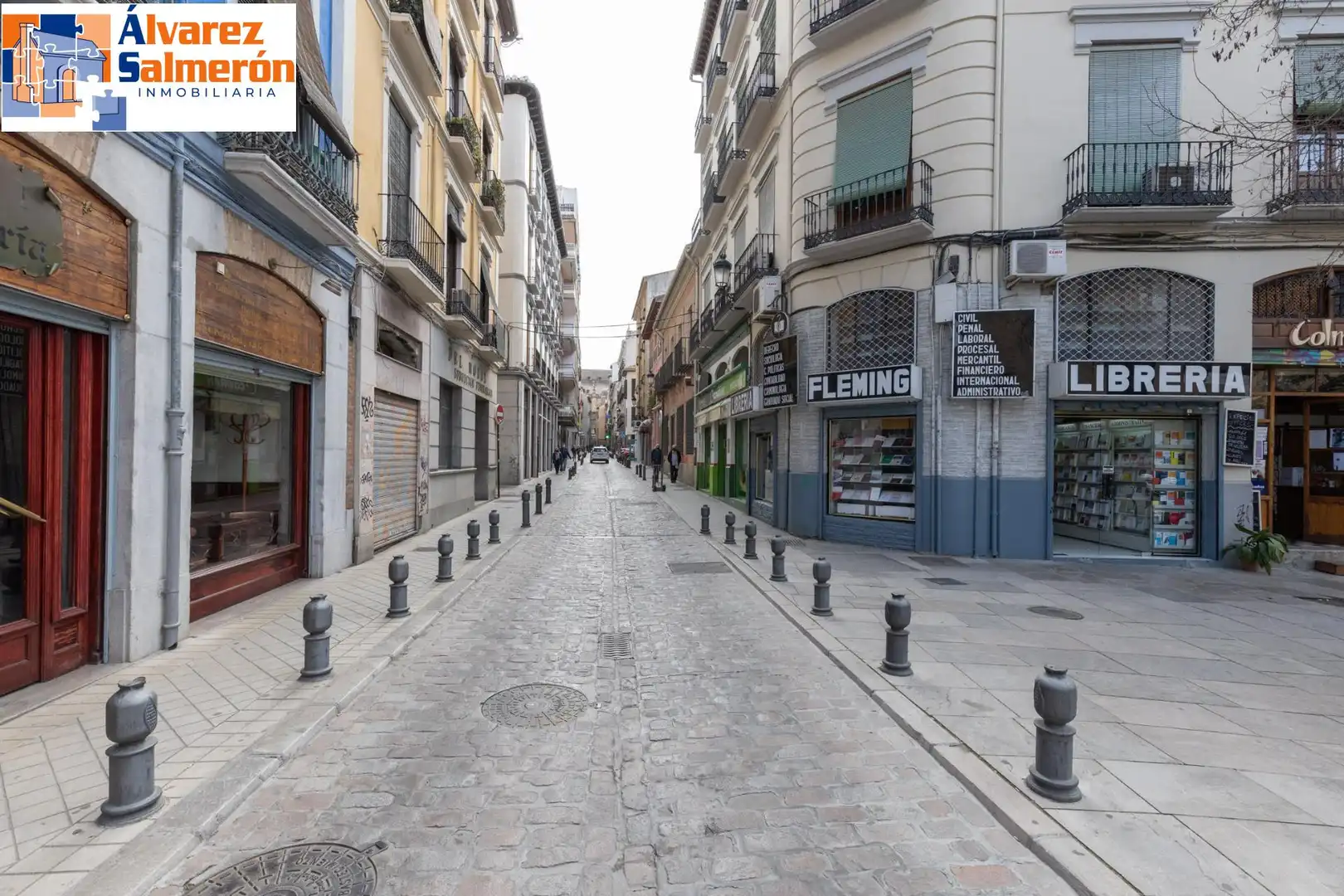 Vista exterior de Ático en venta en Granada