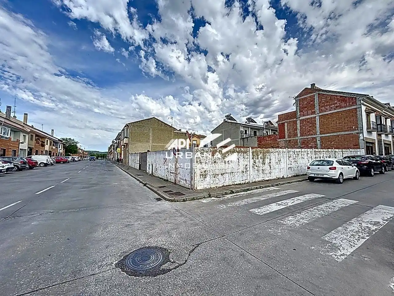 Lands and plots for sale in Poleares