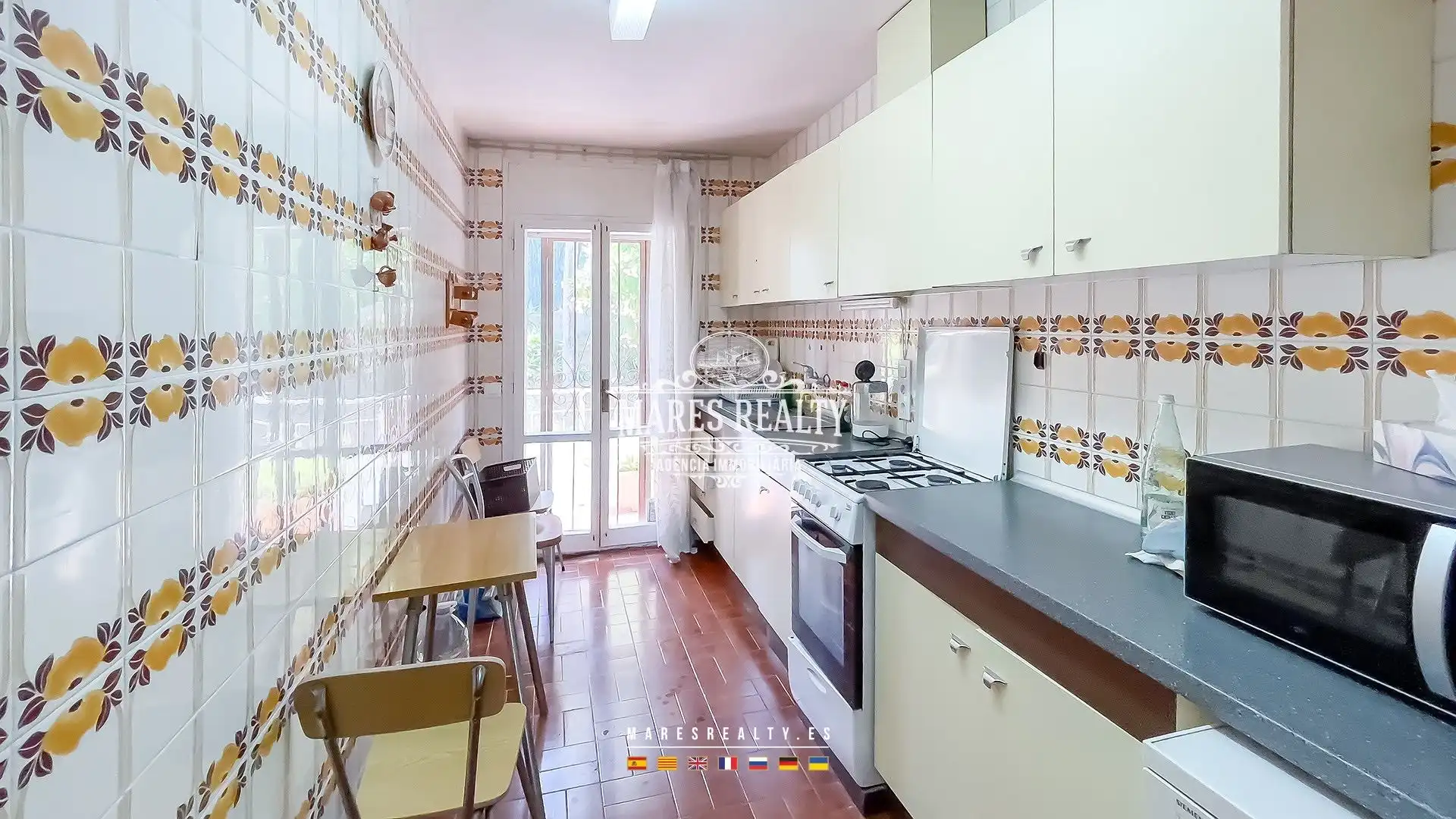 Küche von Haus oder Chalet zum Verkauf in Lloret de Mar mit Klimaanlage, Heizung und Privatgarten