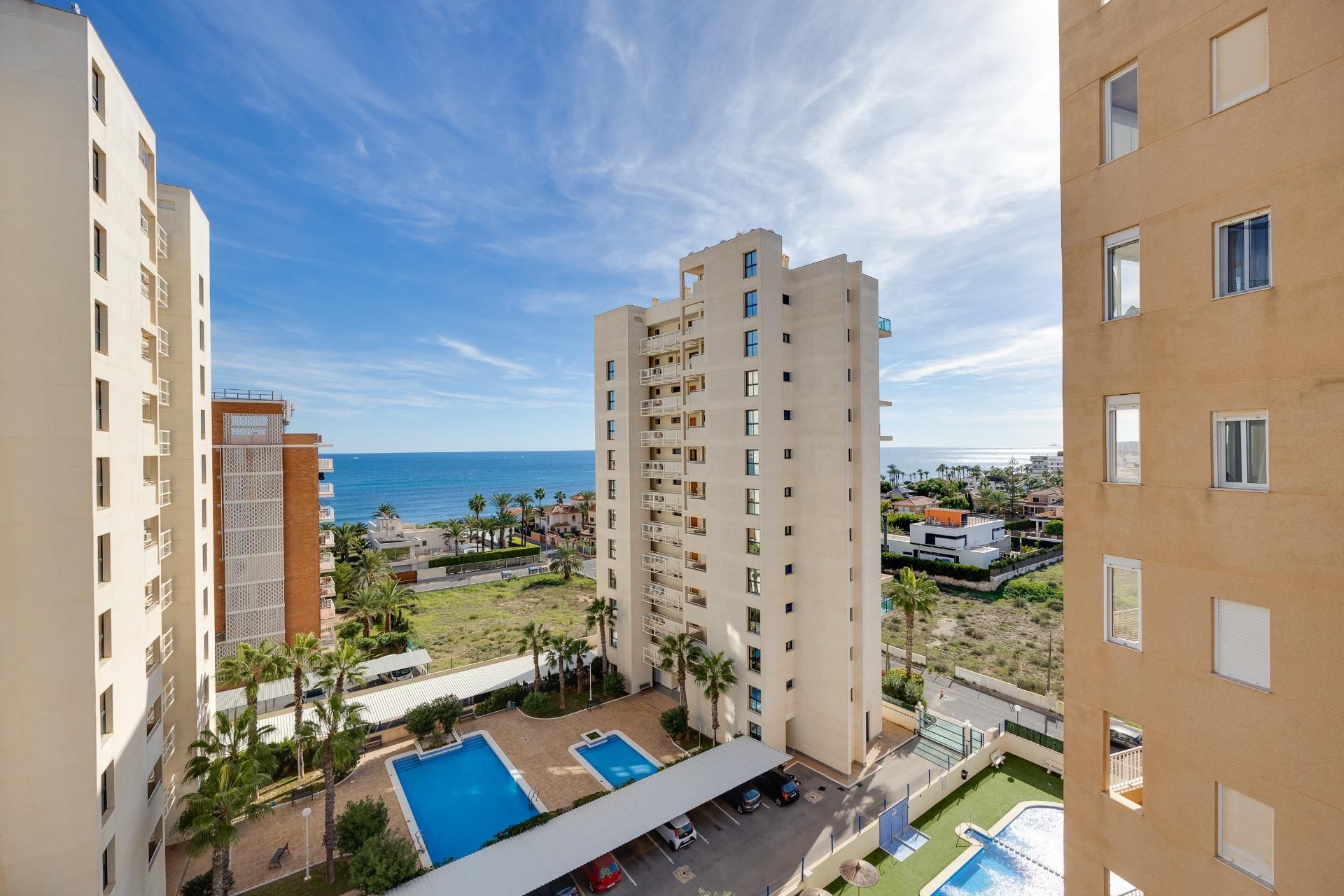 Bedroom of Flat for sale in Torrevieja  with Terrace, Storage room and Balcony