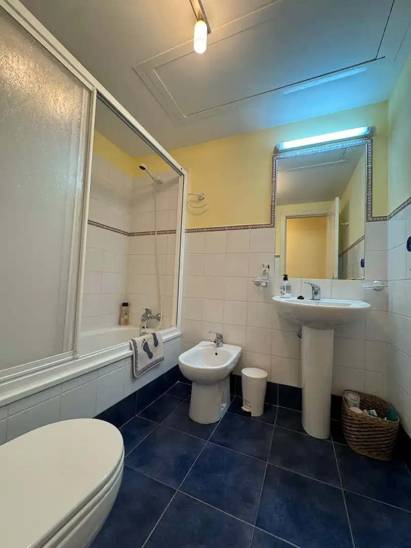Bathroom of Apartments for sale in Rota  with Air Conditioner, Private garden and Terrace