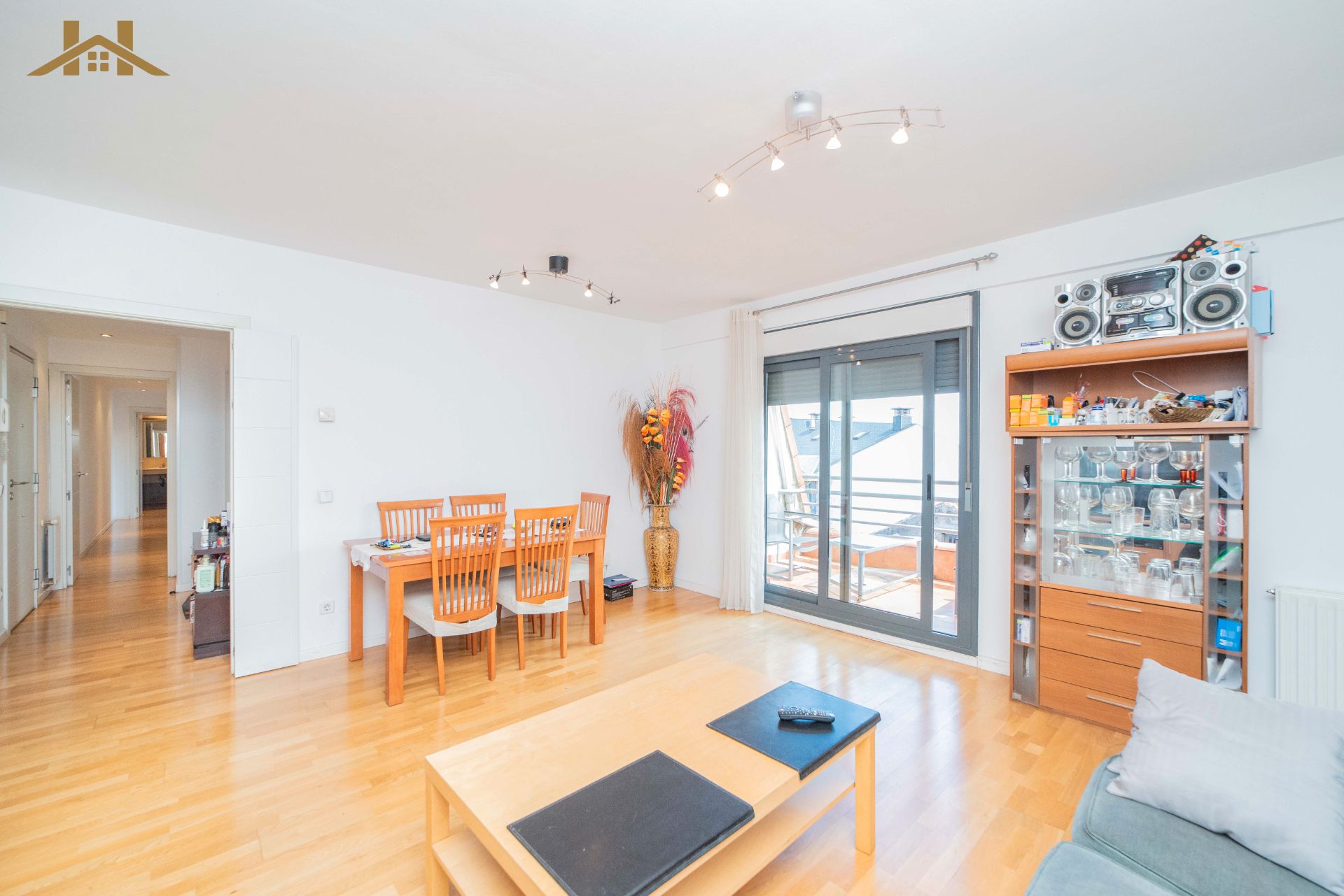 Living room of Flat for sale in El Escorial  with Heating, Parquet flooring and Terrace