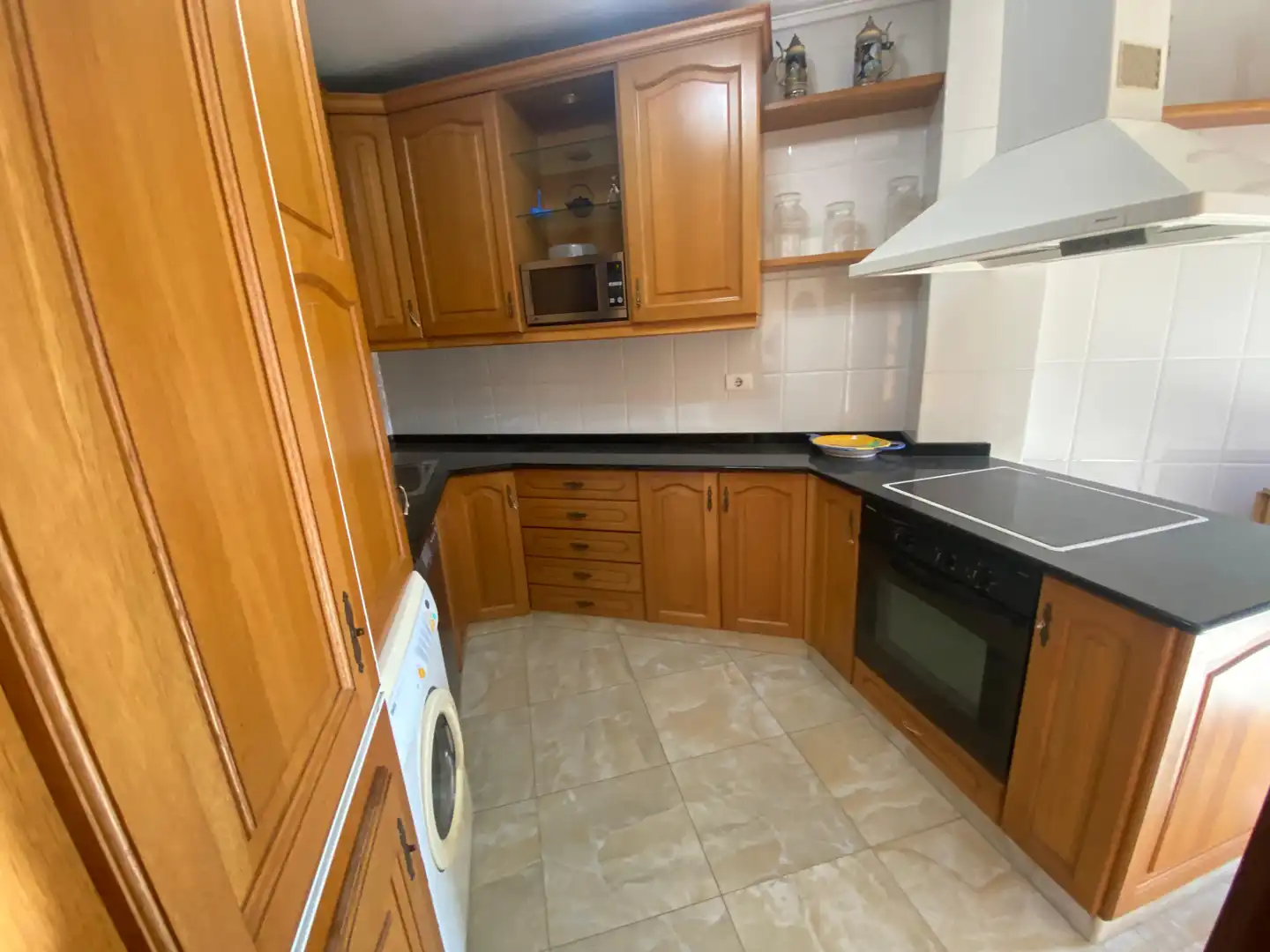 Cocina de Piso en venta en Castro-Urdiales con Calefacción, Jardín privado y Parquet