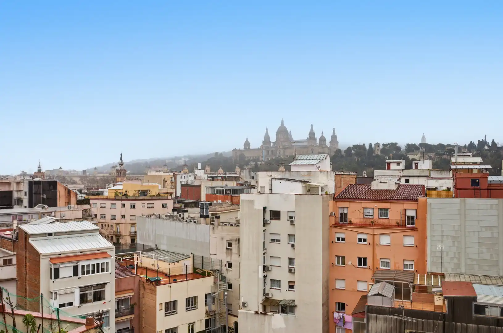 Vista exterior de Ático en venta en Barcelona con Calefacción, Terraza y Domótica