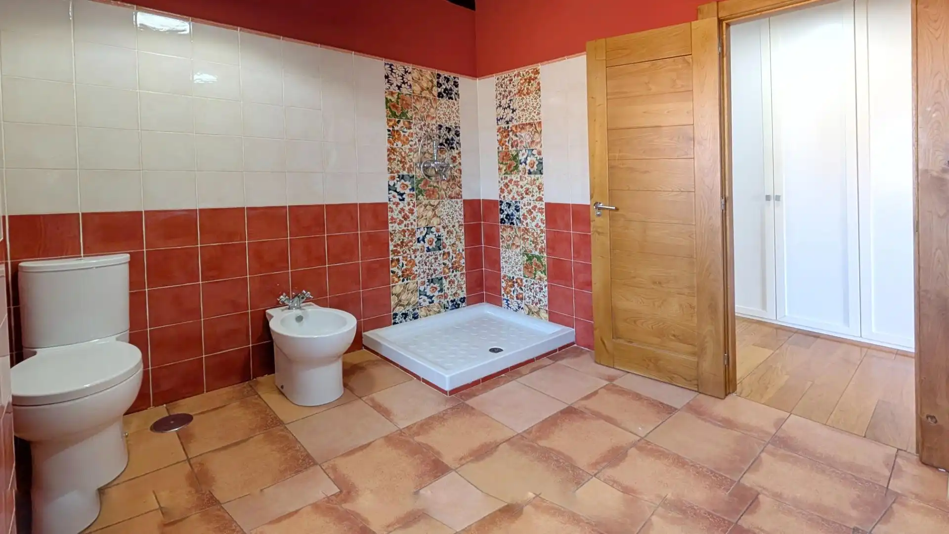 Bany de Casa o xalet en venda en Santander amb Calefacció, Jardí privat i Piscina