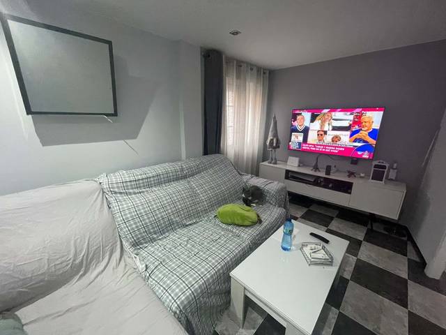 Piso en Venta en arzobispo barrios en Campo de la Verdad - Miraflores