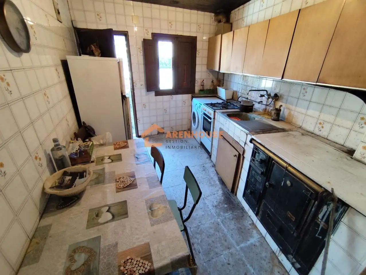 Cuina de Casa o xalet en venda en Baños de Molgas amb Calefacció, Jardí privat i Traster