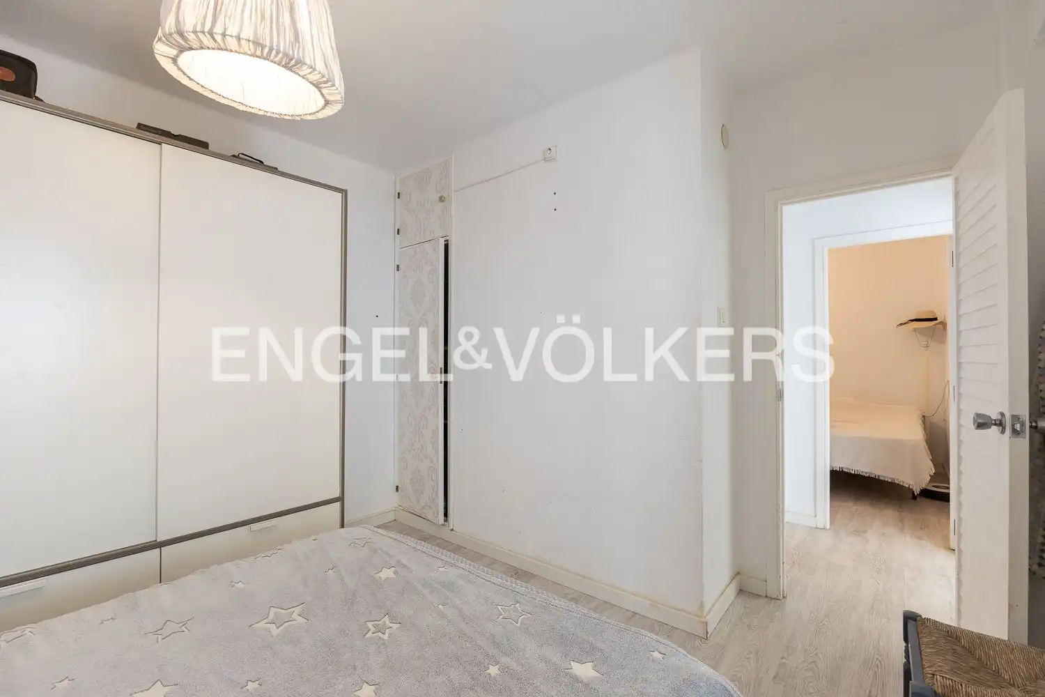 Schlafzimmer von Wohnung zum Verkauf in Valencia mit Heizung und Balkon
