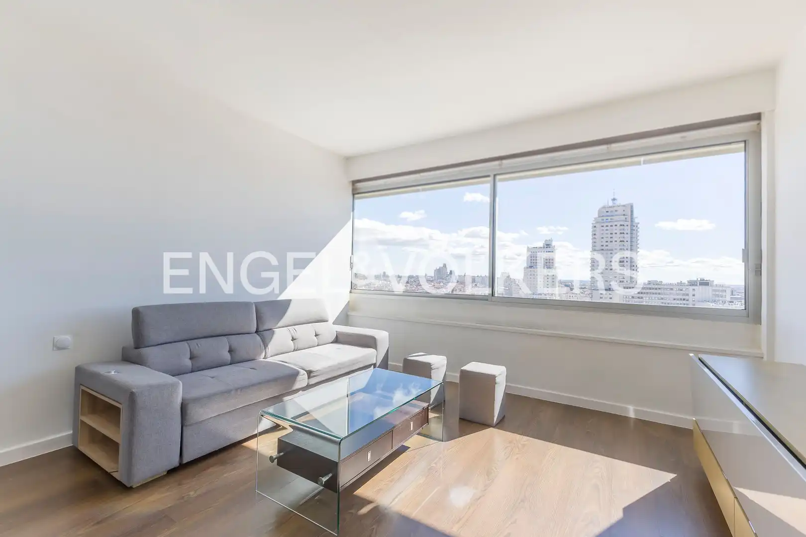 Exterior view of Flat for rent in Moncloa - Aravaca