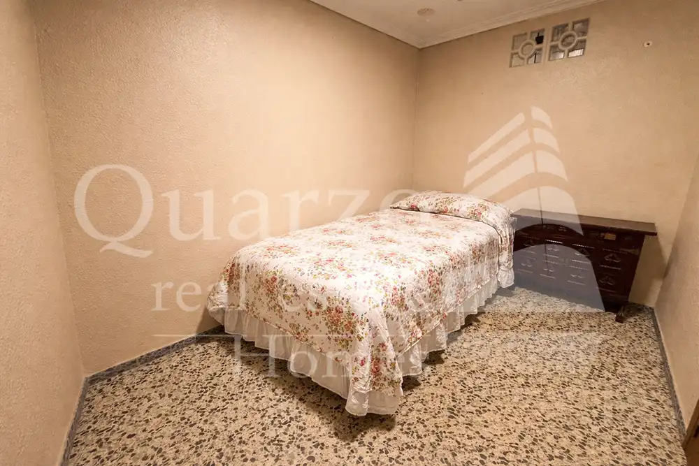 Dormitori de Casa adosada en venda en Real amb Traster i Moblat