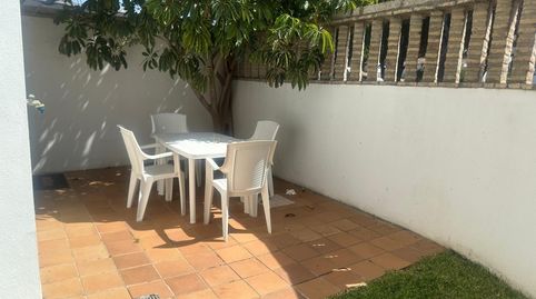 Foto 3 de Casa adosada en venta en La Barrosa, Chiclana de la Frontera