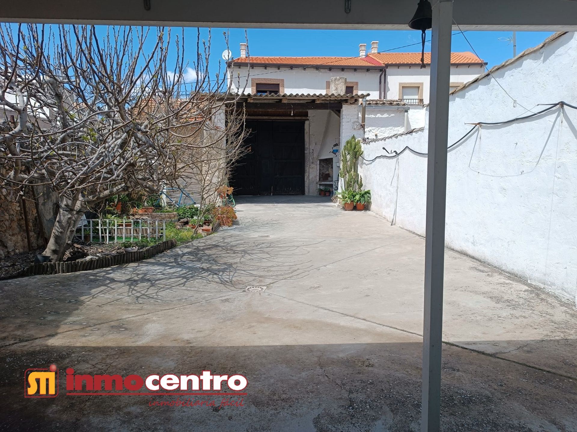 Exterior view of House or chalet for sale in El Romeral