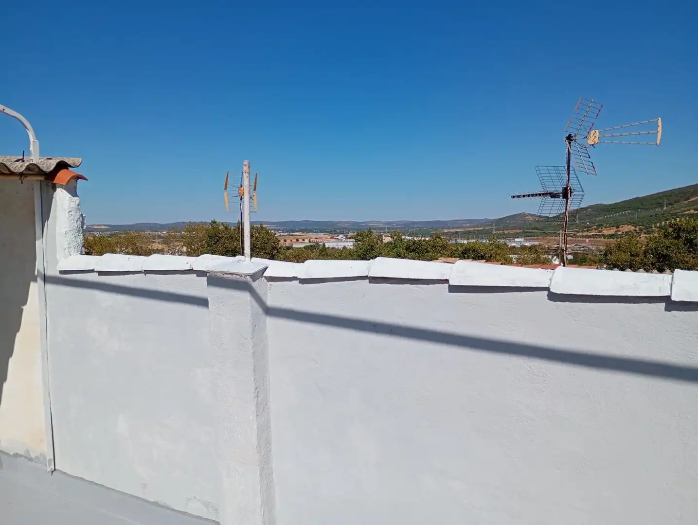 Vista exterior de Casa adosada en venda en Las Mercedes - El Carmen