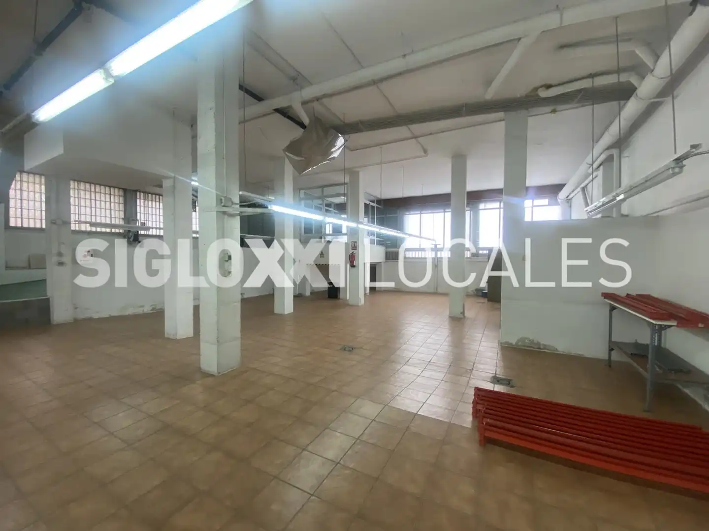Local commercial à vendre à ROVELLAT, imagen 7