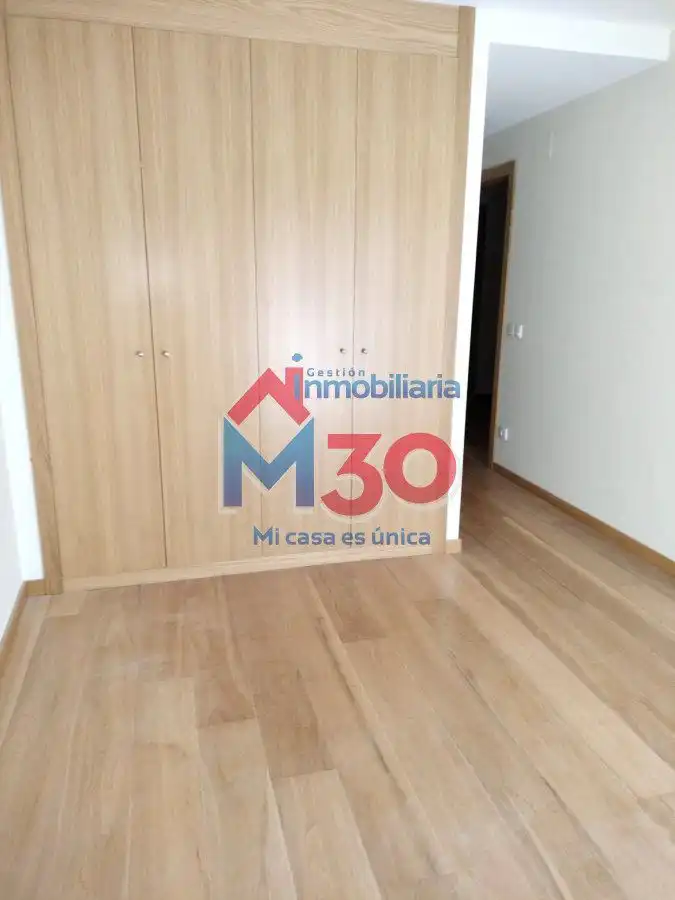 Dormitori de Pis en venda en Miranda de Ebro amb Calefacció, Terrassa i Traster