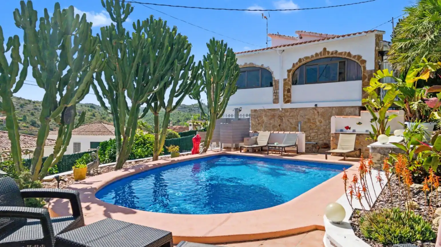 Swimming pool of Houses for sale in Dénia  with Air Conditioner, Heating and Private garden