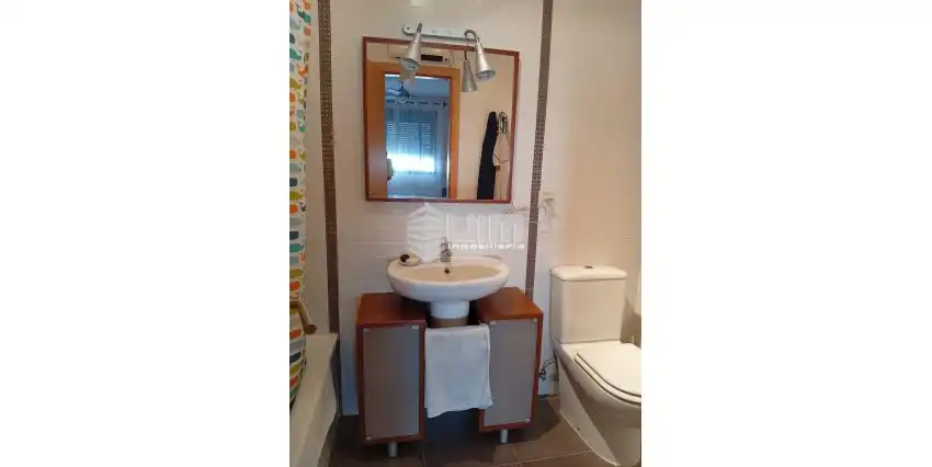 Bathroom of Flat for sale in Sagunto / Sagunt  with Air Conditioner, Terrace and Swimming Pool
