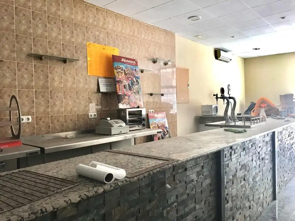 Business premises for sale in Casco Antiguo, imagen 11