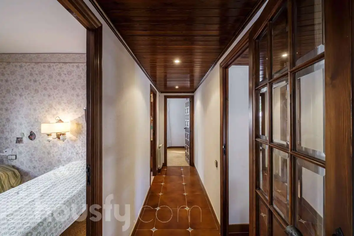 Detached house with pool for sale in Calle Bergueda ., imagen 33