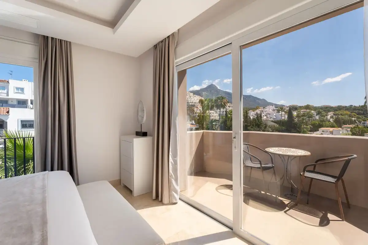 Villa mit Garten zum Verkauf in Nueva Andalucía, imagen 31