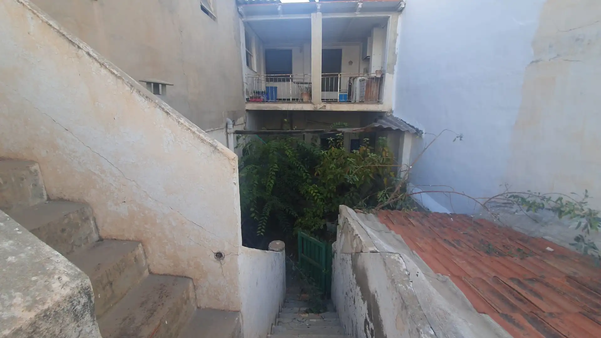 Vista exterior de Casa o chalet en venta en Torrevieja con Jardín privado, Terraza y Balcón