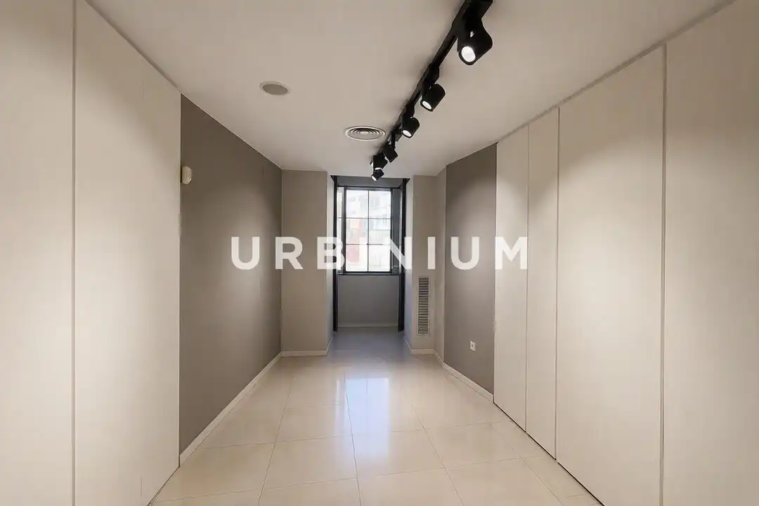 Business premises to rent in Carrer de l'Argenteria, imagen 4