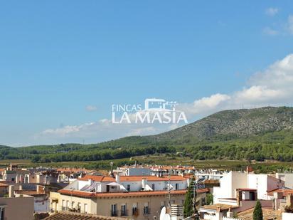 Exterior view of Single-family semi-detached for sale in Sant Pere de Ribes  with Terrace and Storage room