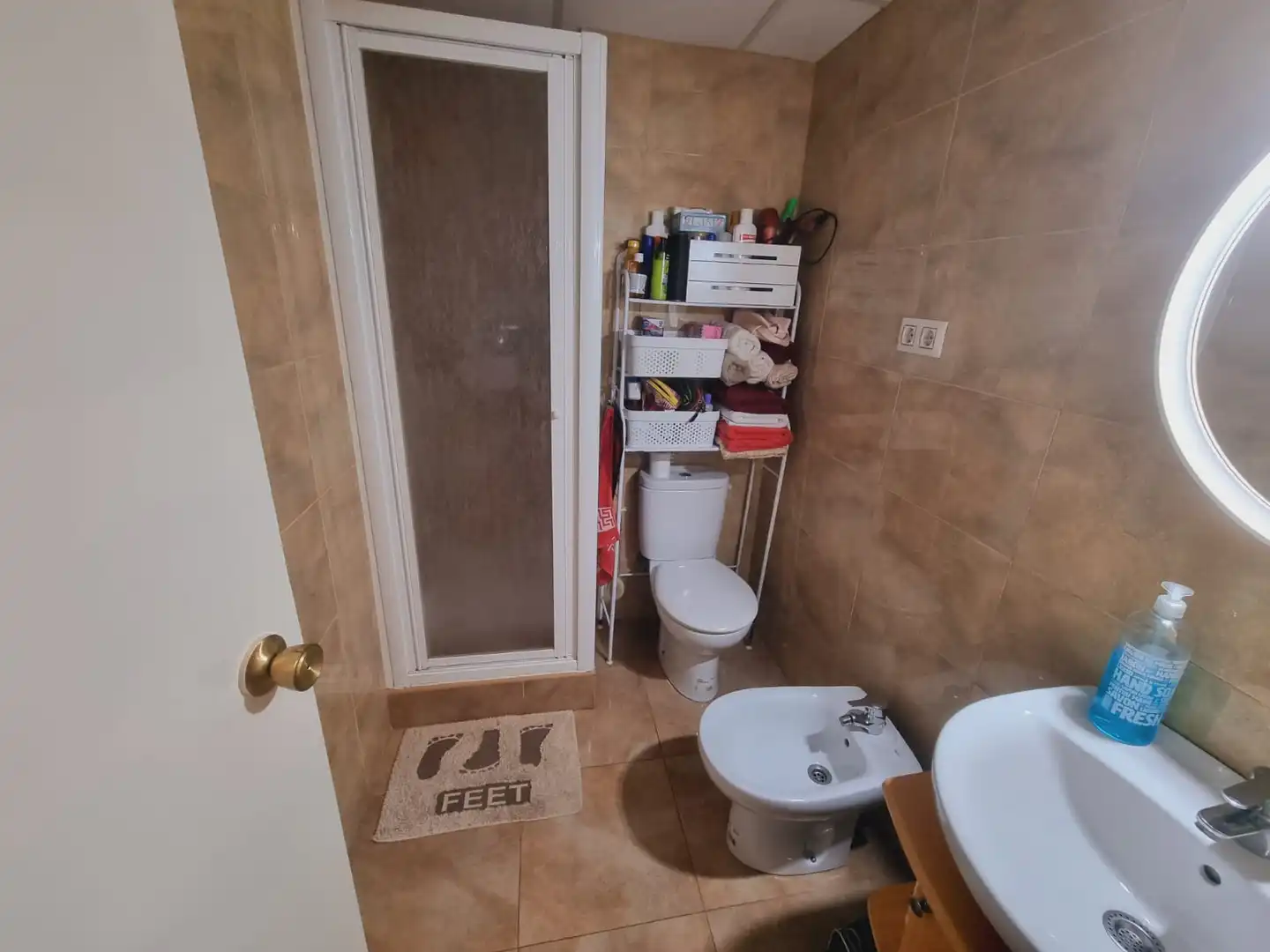 Baño de Piso en venta en Salou con Terraza, Amueblado y Lavadora