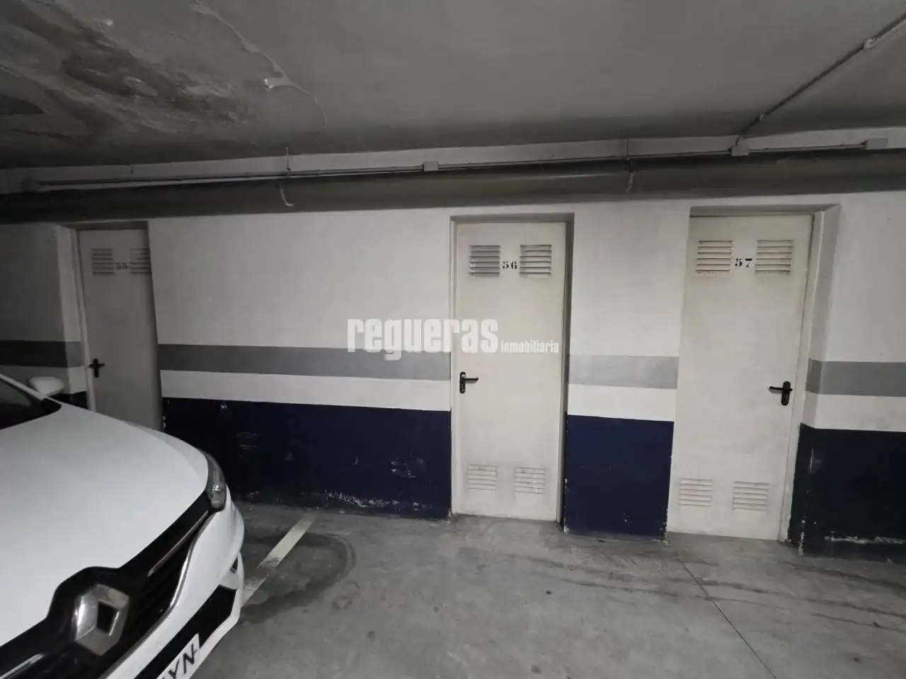 Aparcament de Dúplex en venda en Avilés amb Calefacció, Parquet i Terrassa