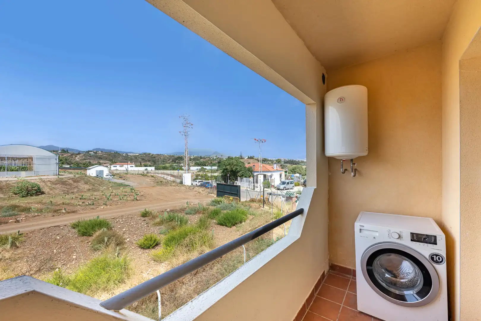 Balcony of Apartments for sale in Selwo