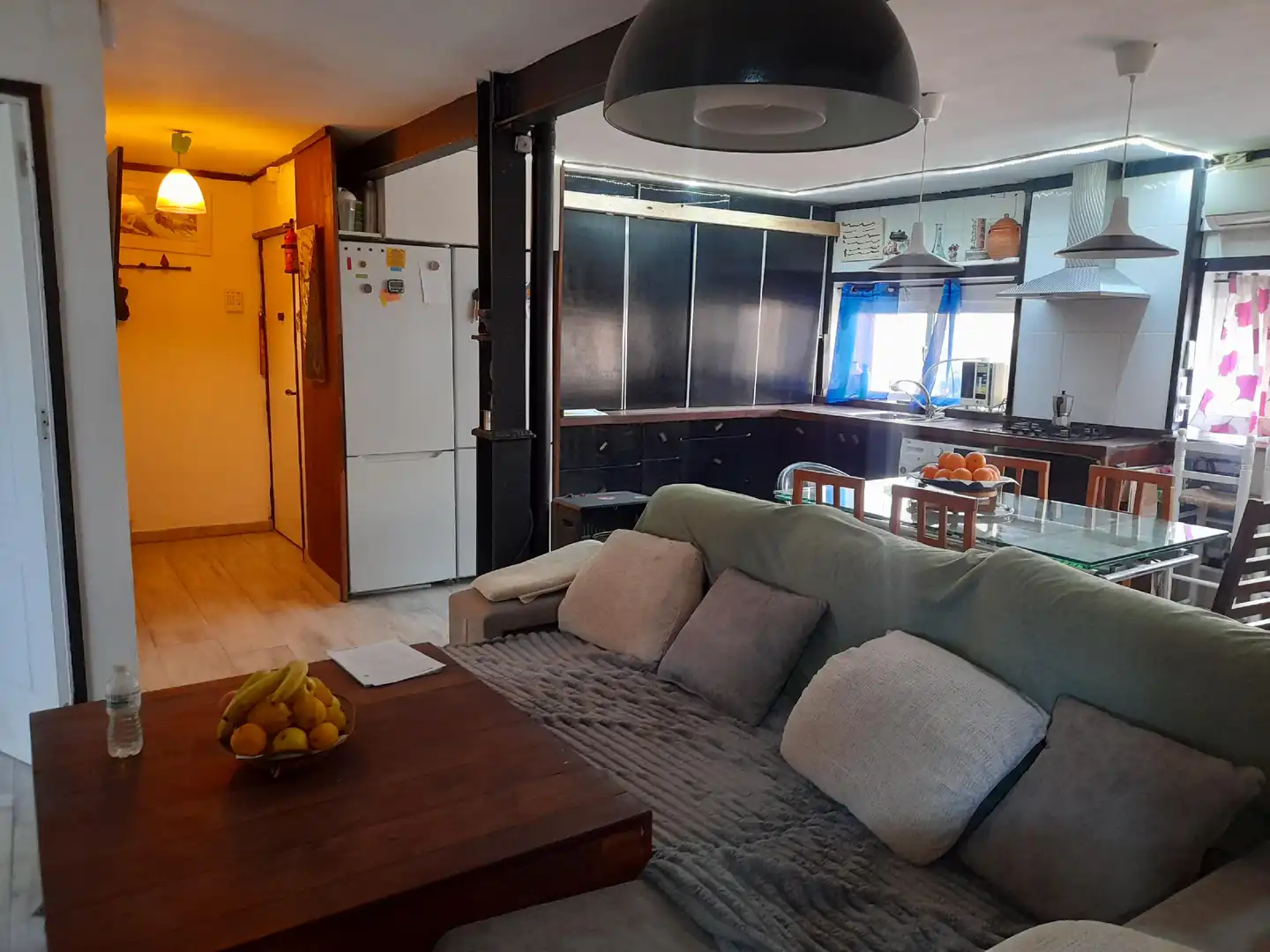 Sala d'estar de Apartament en venda en El Puerto de Santa María amb Aire condicionat, Jardí privat i Traster