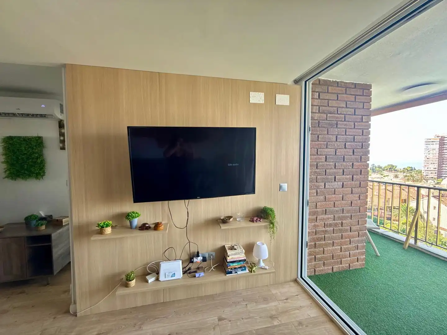 Living room of Flat for rent in Alicante / Alacant  with Furnished