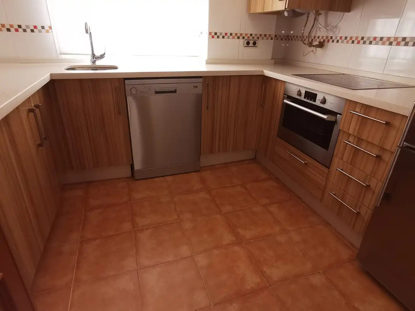 Flat for rent in Calle Madrigal, Camino de Antequera
