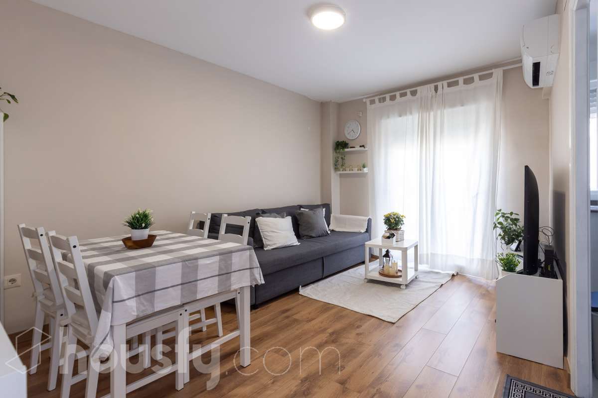 Living room of Flat for sale in El Perelló  with Air Conditioner, Heating and Parquet flooring