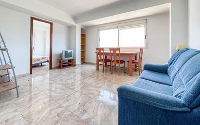 Sala d'estar de Pis en venda en  Valencia Capital amb Balcó