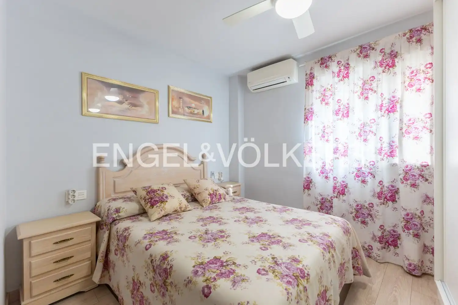 Bedroom of Flat for rent in Valencia  with Air Conditioner and Heating