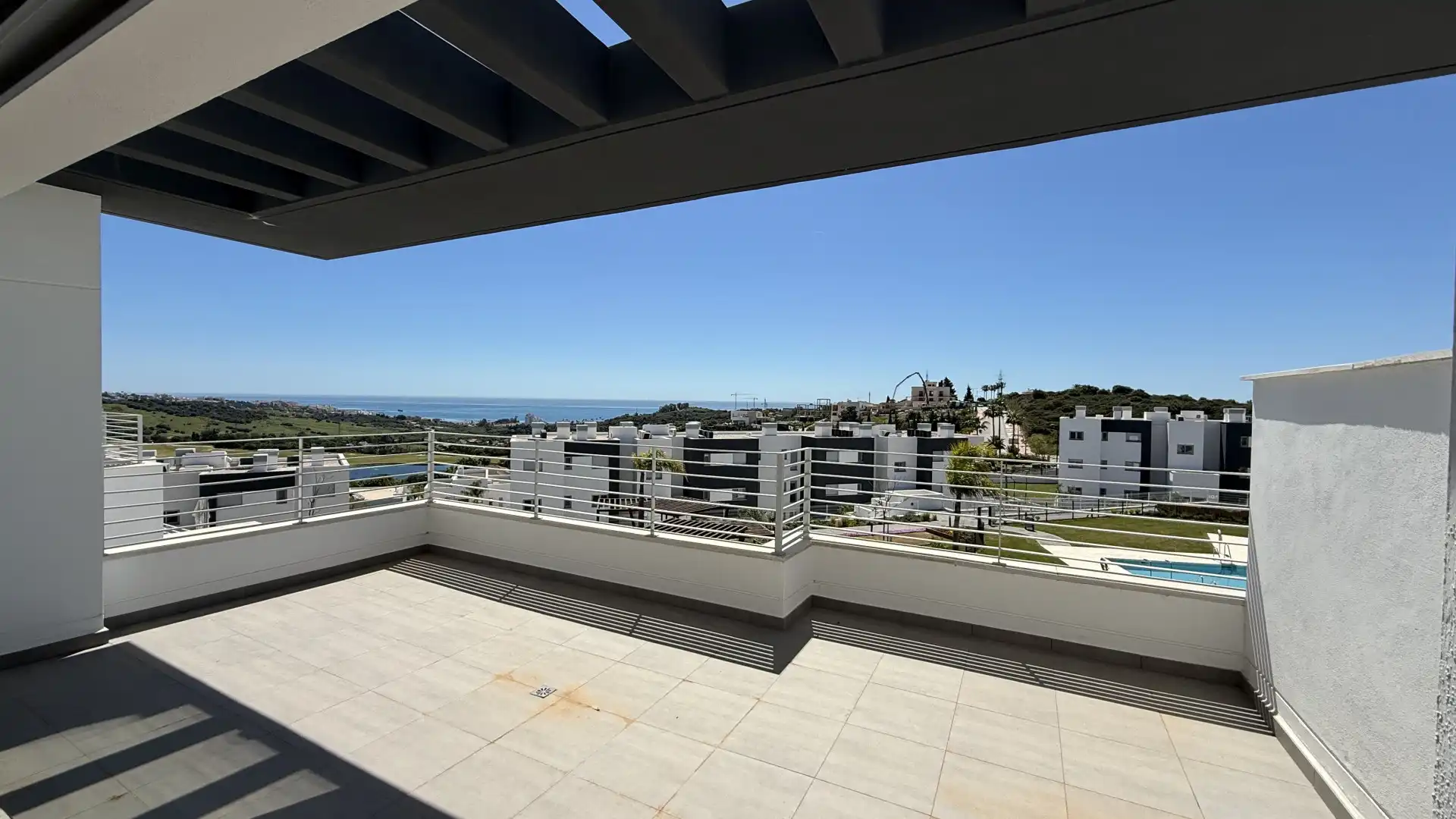 Terraza de Ático de alquiler en Estepona con Aire acondicionado, Calefacción y Terraza