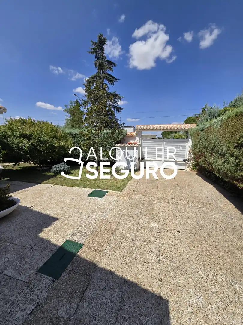Garden of Houses for rent in Nuevo Baztán  with Air Conditioner, Heating and Terrace