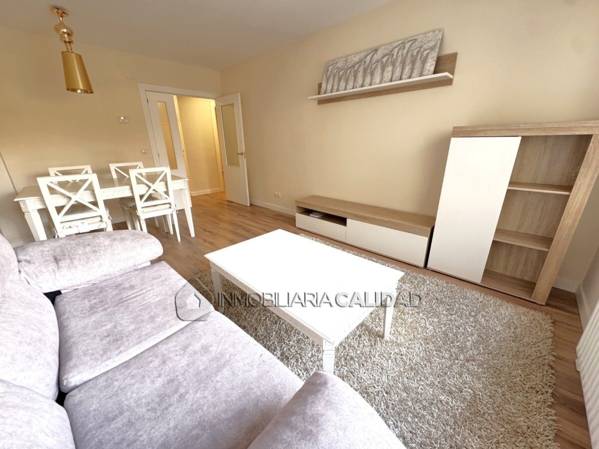 Bedroom of Flat to rent in Burgos Capital  with Heating and Furnished