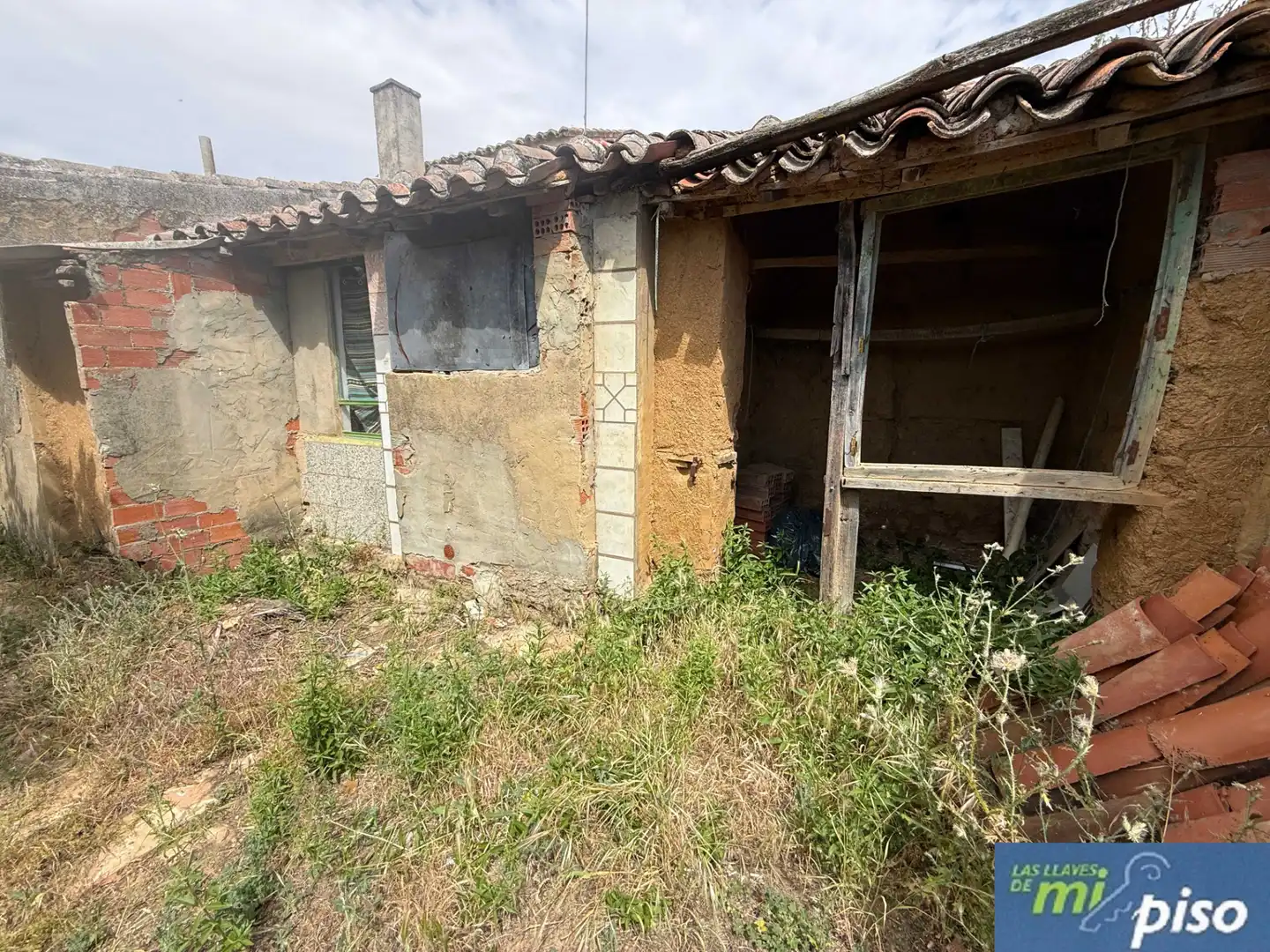 Haus oder Chalet zum Verkauf in Valdunquillo mit Heizung, Privatgarten und Terrasse