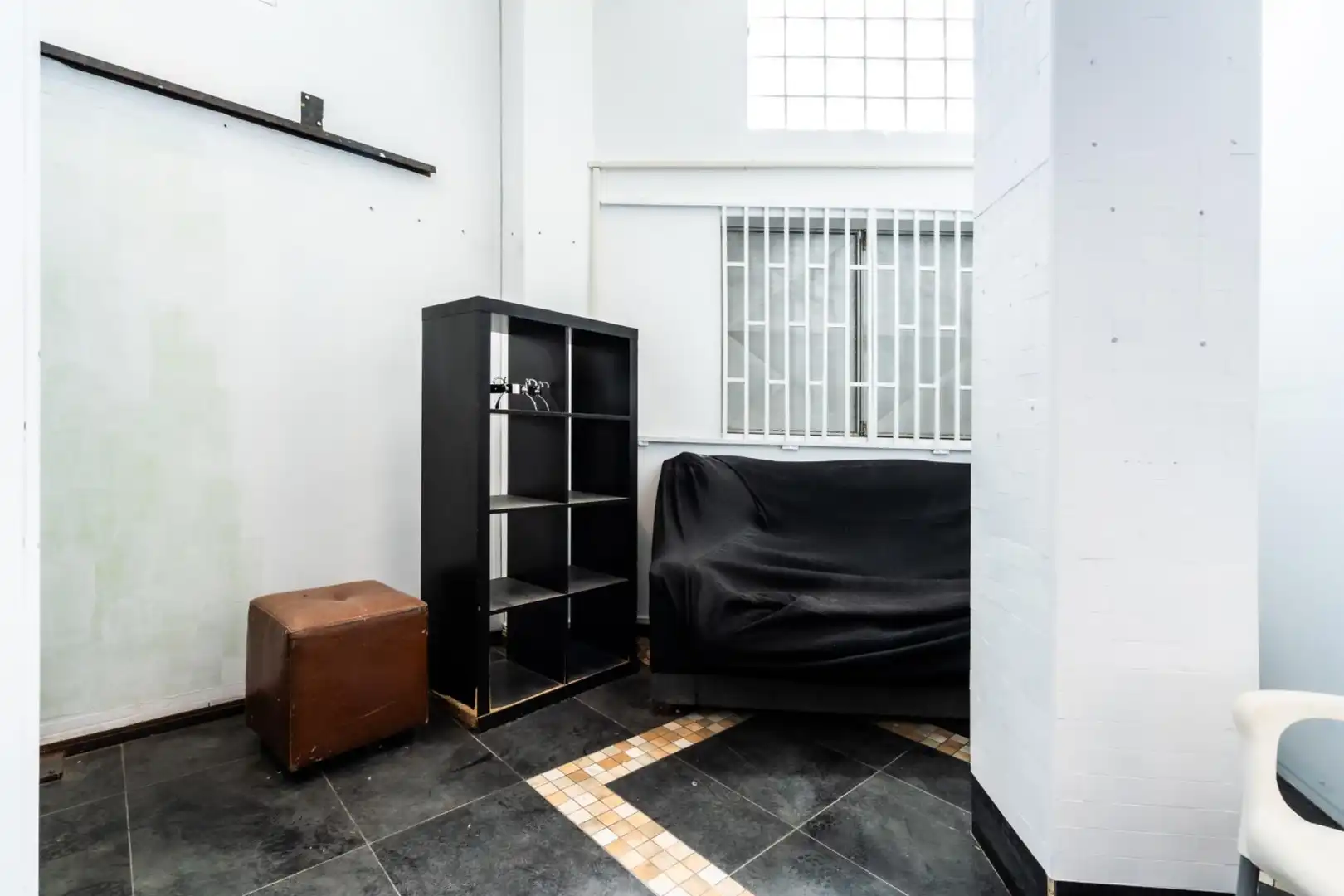 Büro zum Verkauf in Arona