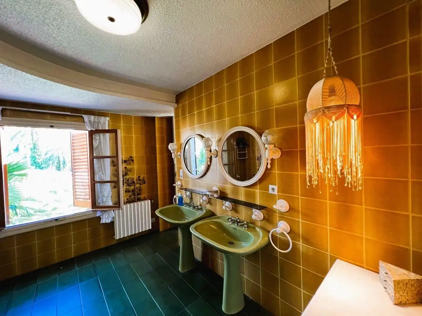 Badezimmer von Country house zum Verkauf in Novelda mit Klimaanlage, Heizung und Privatgarten