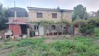 Vista exterior de Casa o xalet en venda en Ribatejada amb Jardí privat, Terrassa i Moblat