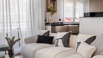 Living room of Flat for sale in  Madrid Capital  with Air Conditioner, Heating and Furnished