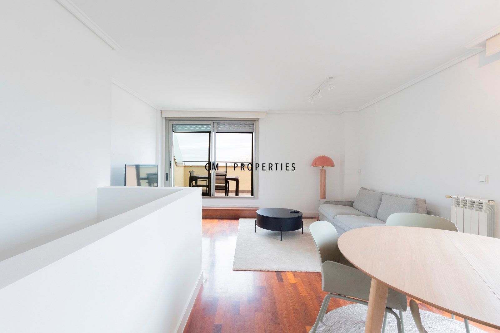 Living room of Duplex for sale in  Valencia Capital  with Air Conditioner, Heating and Parquet flooring