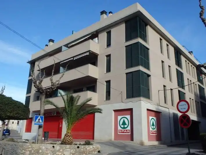 Vista exterior de Garaje en venta en Cunit con Alarma
