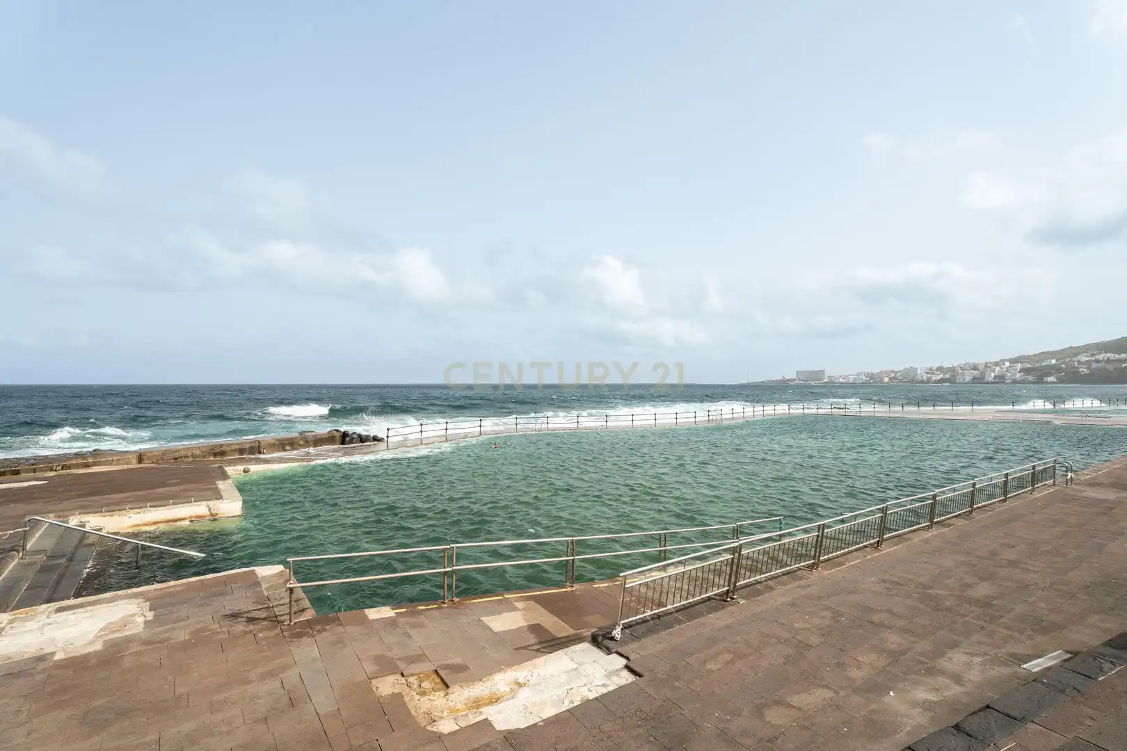 Piscina de Apartamento en venta en San Cristóbal de la Laguna