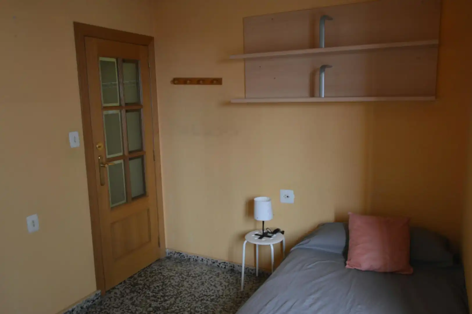 Bedroom of Flat for rent in  Valencia Capital  with Furnished, Washing machine and TV