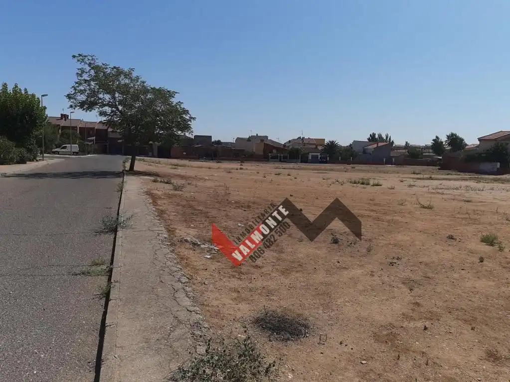 Terrenos y solares en venta en Velazquez 2