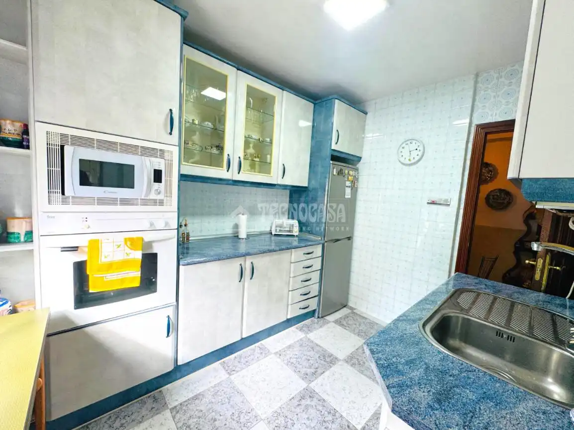 Küche von Wohnung zum Verkauf in Talavera de la Reina mit Klimaanlage und Heizung